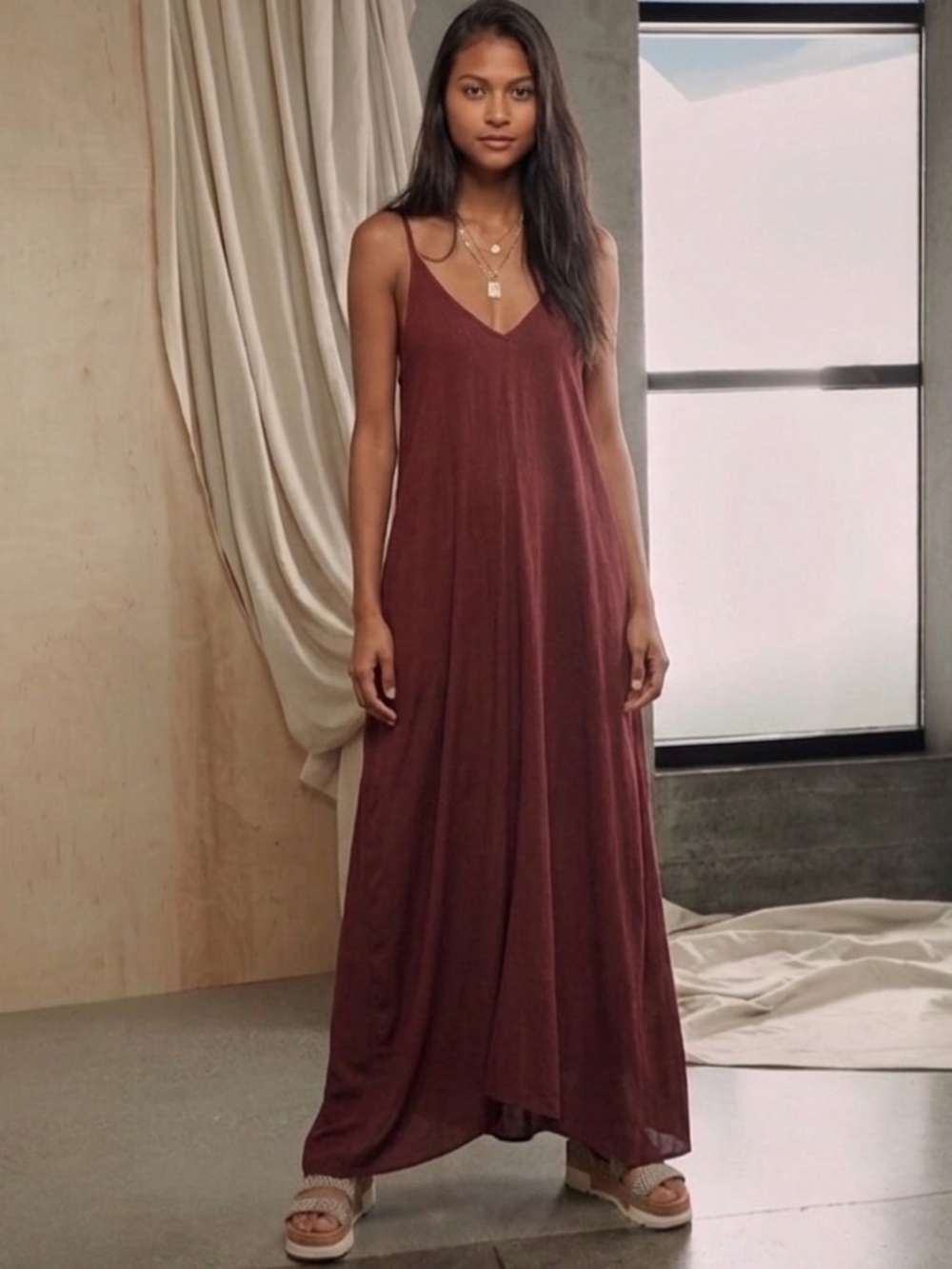 Lulus Burgundy Boho Maxi Dress Flowy Sleeveless Pockets Size Medium